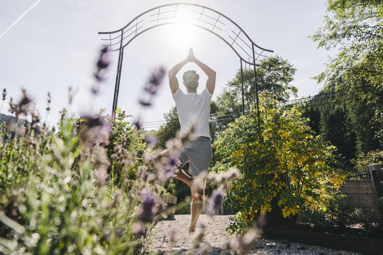 גרלוס Traumhotel Alpina Superior --Yoga Und Ayurvedahotel (Adults Only) מראה חיצוני תמונה