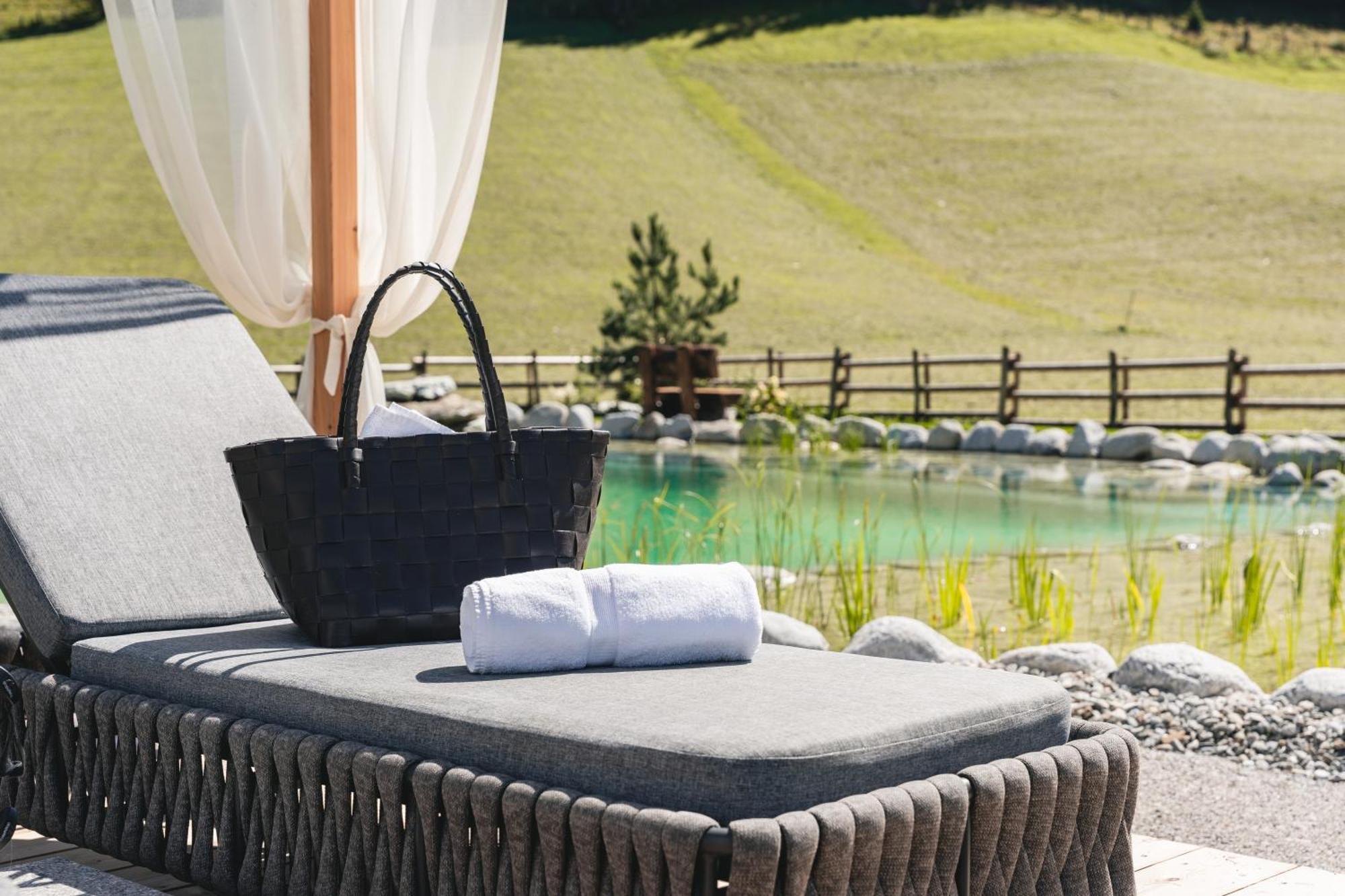 גרלוס Traumhotel Alpina Superior --Yoga Und Ayurvedahotel (Adults Only) מראה חיצוני תמונה